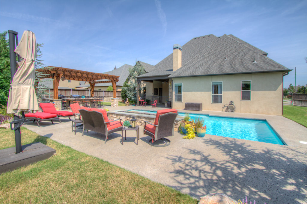 House Back Yard With Pool